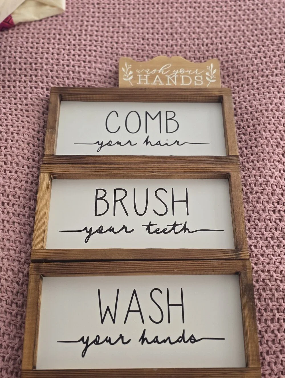 Wooden Bathroom Wall Sign - Comb Brush Wash (White/Black)